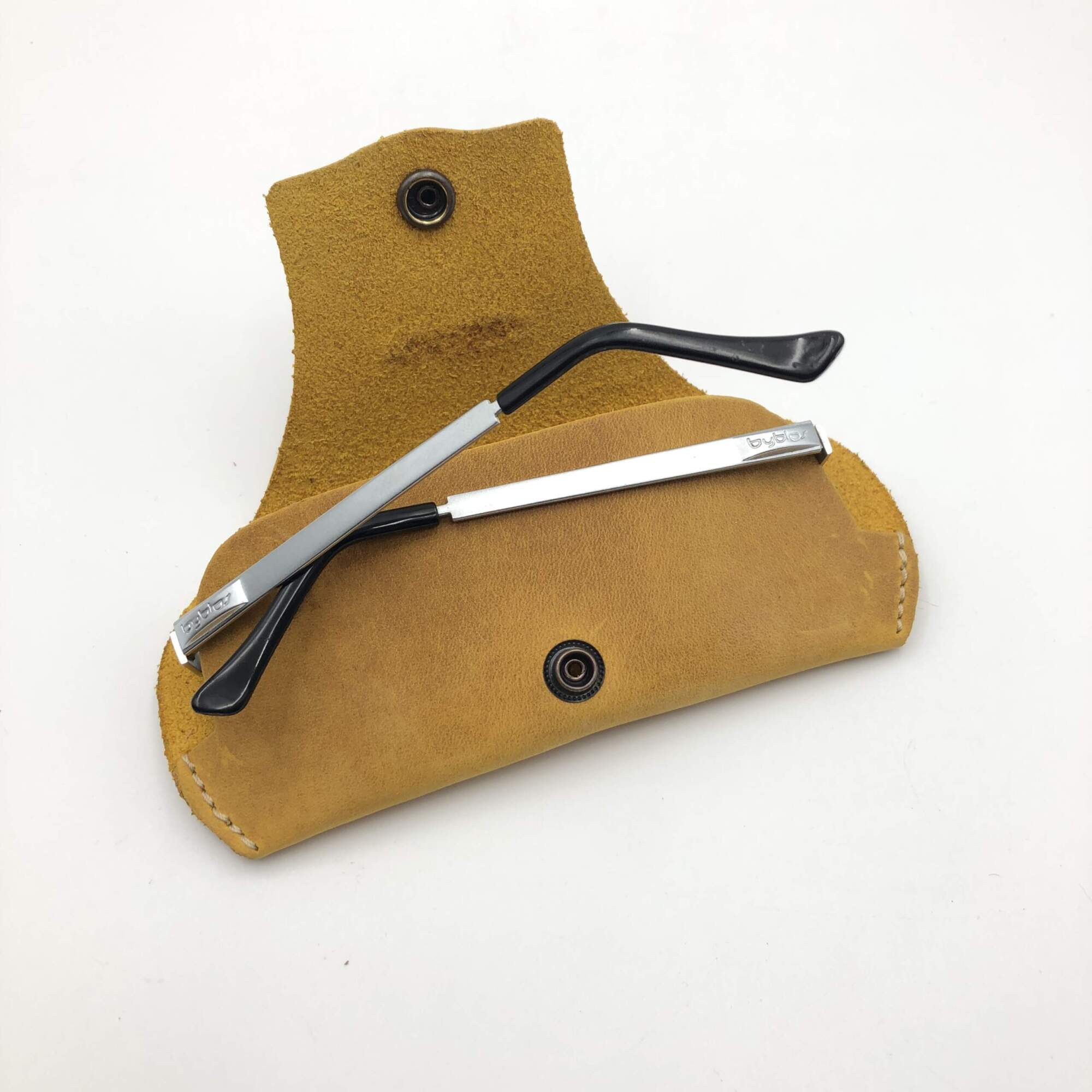 RETRO GLASSES CASE yellow leather