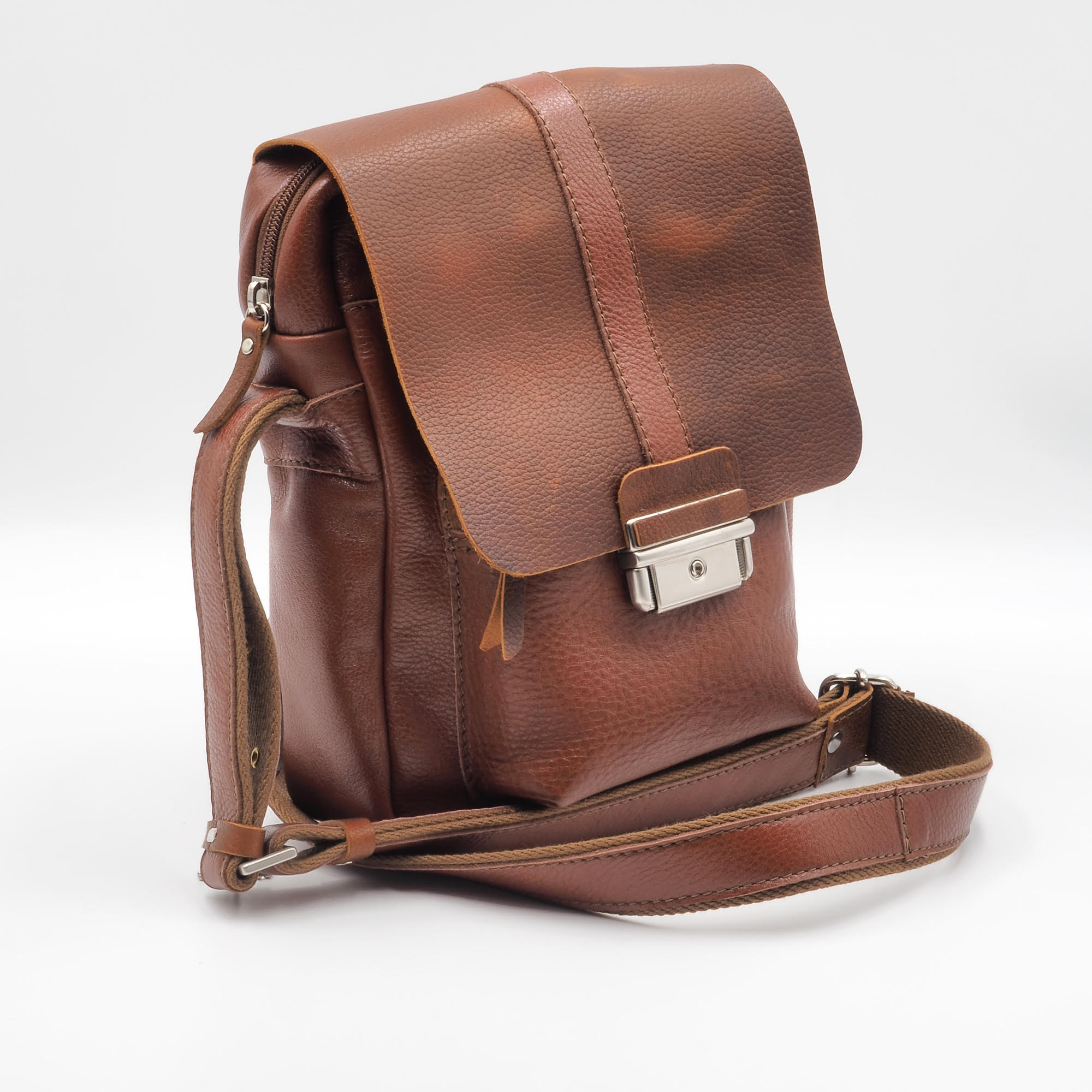 BOY MESSENGER BAG tabac leather